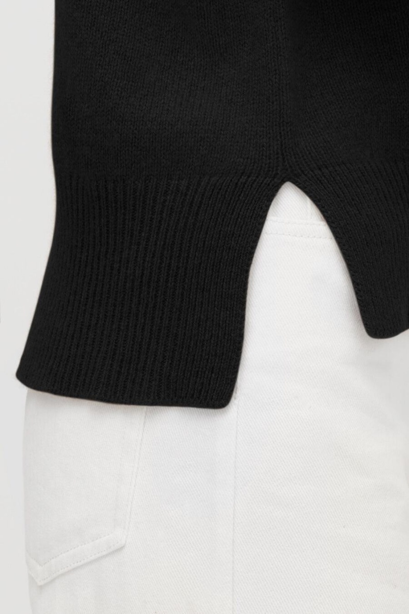 Pulovere Cuyana Recycled Cashmere Deep V-Neck Dama Negrii | GJD1527BS